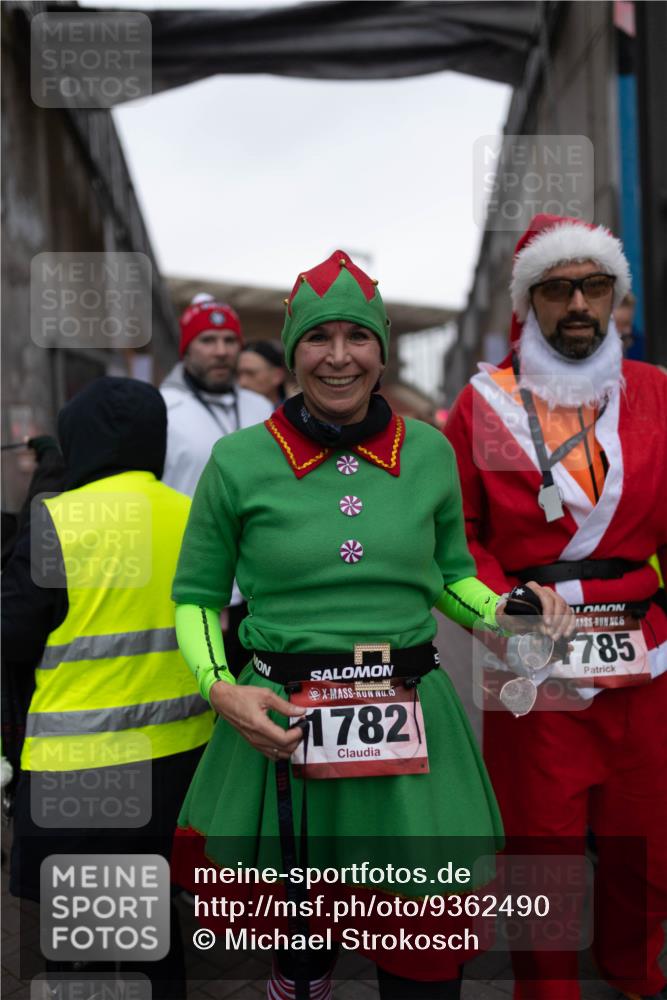 07.12.2025 - St. Pauli X-Mass-Run No. 15 Michael Strokosch http://msf.ph/oto/9362490 07.12.2025 10:59:21 Laufen 15, 1782, 785 meine-sportfotos.de