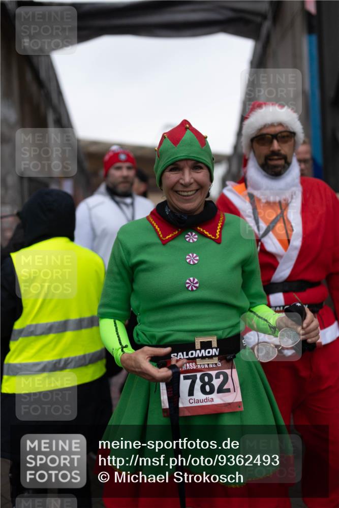 07.12.2025 - St. Pauli X-Mass-Run No. 15 Michael Strokosch http://msf.ph/oto/9362493 07.12.2025 10:59:21 Laufen 15, 782 meine-sportfotos.de