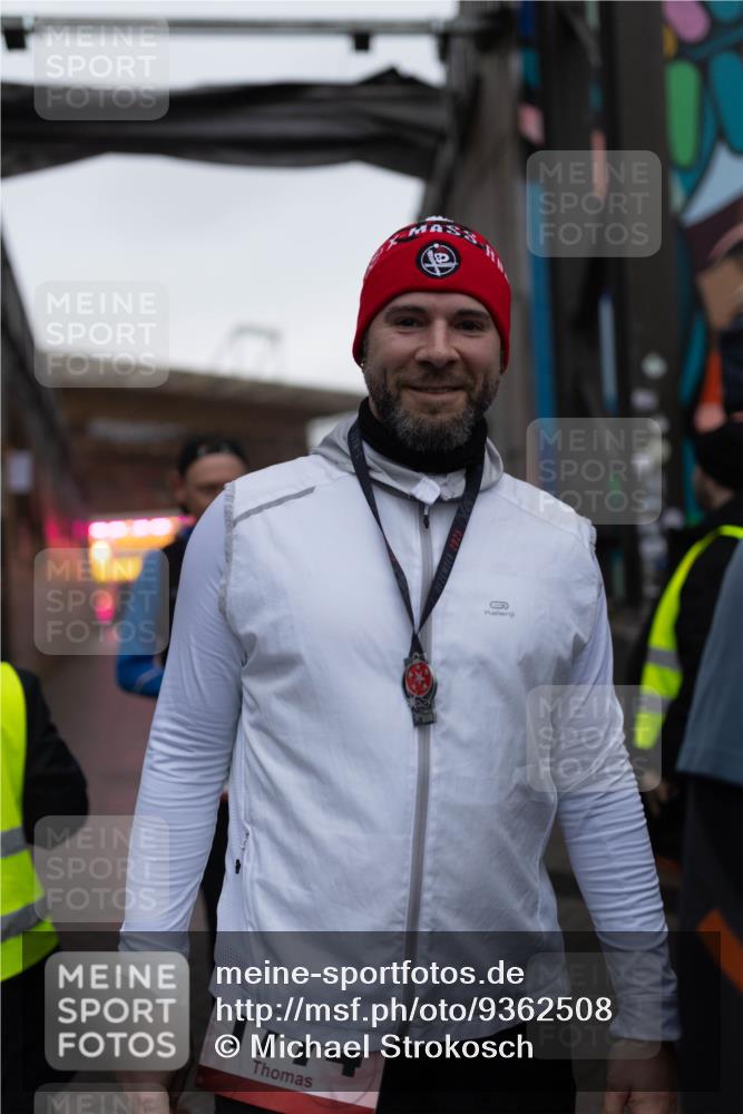 07.12.2025 - St. Pauli X-Mass-Run No. 15 Michael Strokosch http://msf.ph/oto/9362508 07.12.2025 10:59:24 Laufen 1779 meine-sportfotos.de