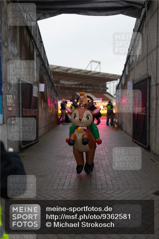 07.12.2025 - St. Pauli X-Mass-Run No. 15 Michael Strokosch http://msf.ph/oto/9362581 07.12.2025 10:59:52 Laufen  meine-sportfotos.de