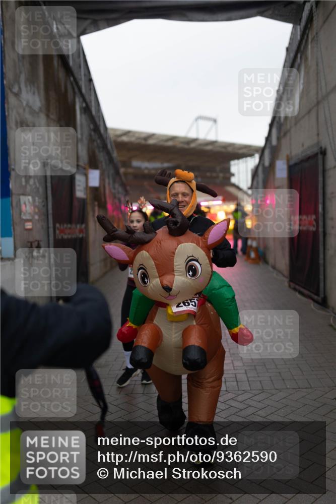 07.12.2025 - St. Pauli X-Mass-Run No. 15 Michael Strokosch http://msf.ph/oto/9362590 07.12.2025 10:59:53 Laufen 265 meine-sportfotos.de