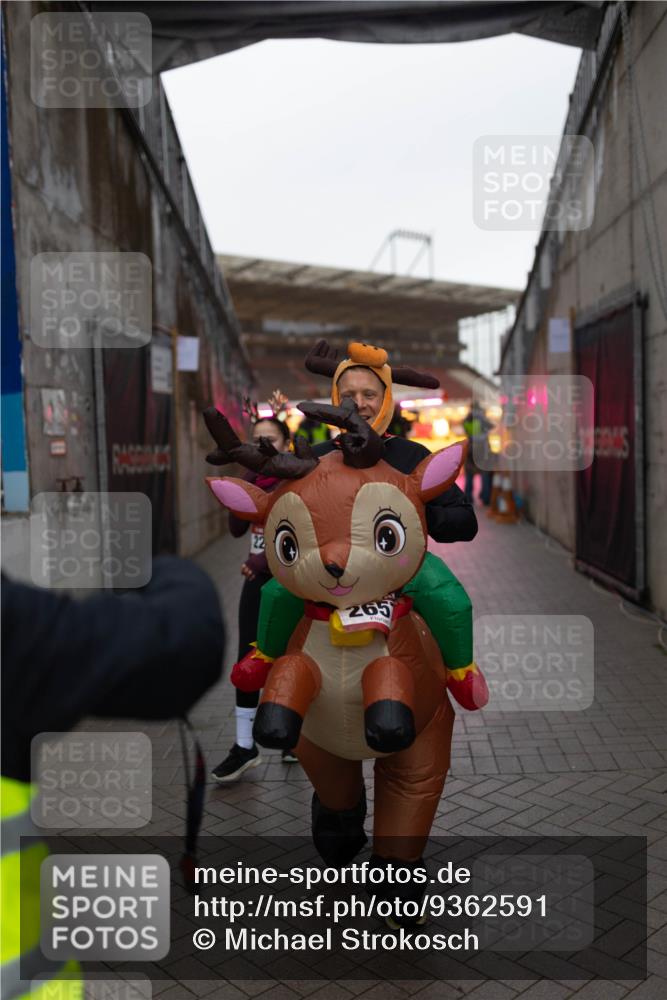 07.12.2025 - St. Pauli X-Mass-Run No. 15 Michael Strokosch http://msf.ph/oto/9362591 07.12.2025 10:59:53 Laufen 265 meine-sportfotos.de