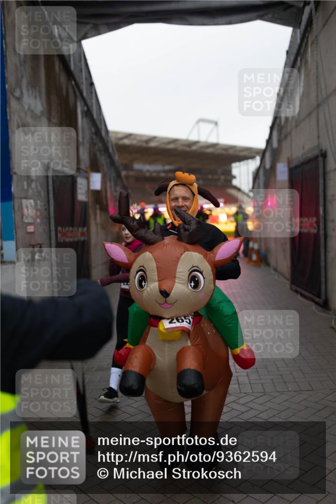 07.12.2025 - St. Pauli X-Mass-Run No. 15 Michael Strokosch http://msf.ph/oto/9362594 07.12.2025 10:59:53 Laufen 265 meine-sportfotos.de