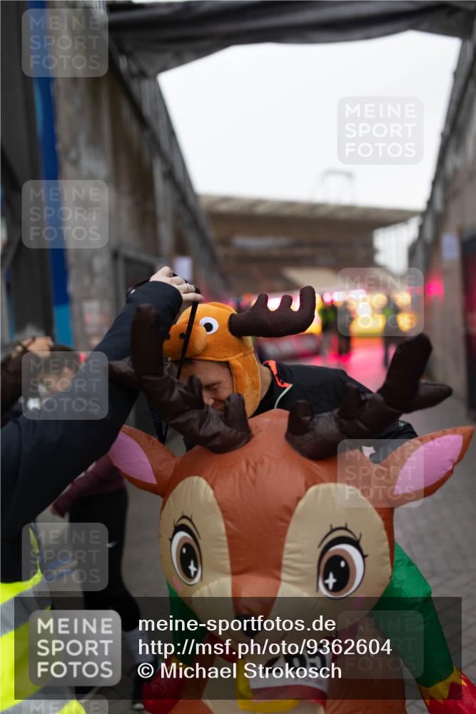07.12.2025 - St. Pauli X-Mass-Run No. 15 Michael Strokosch http://msf.ph/oto/9362604 07.12.2025 10:59:55 Laufen 265 meine-sportfotos.de