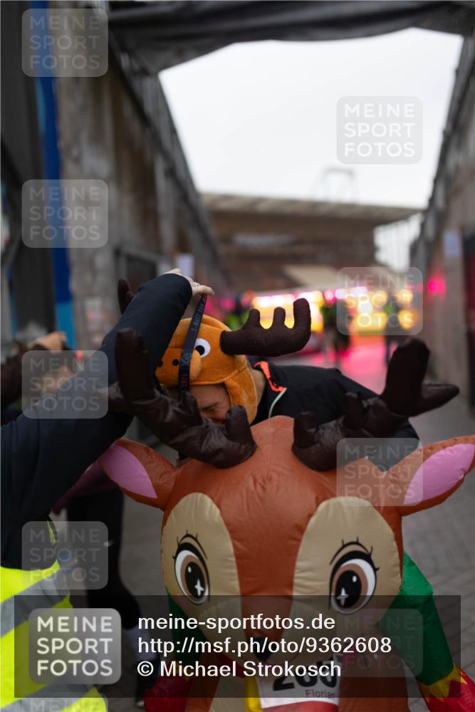 07.12.2025 - St. Pauli X-Mass-Run No. 15 Michael Strokosch http://msf.ph/oto/9362608 07.12.2025 10:59:55 Laufen 205 meine-sportfotos.de