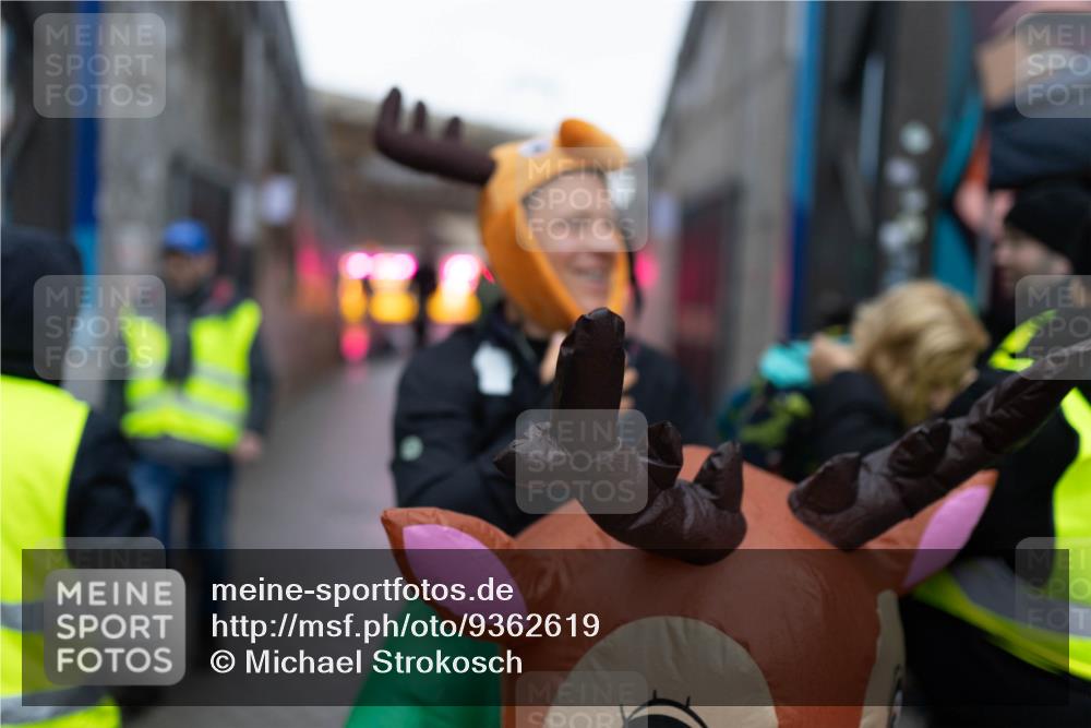 07.12.2025 - St. Pauli X-Mass-Run No. 15 Michael Strokosch http://msf.ph/oto/9362619 07.12.2025 11:00:00 Laufen 7 meine-sportfotos.de