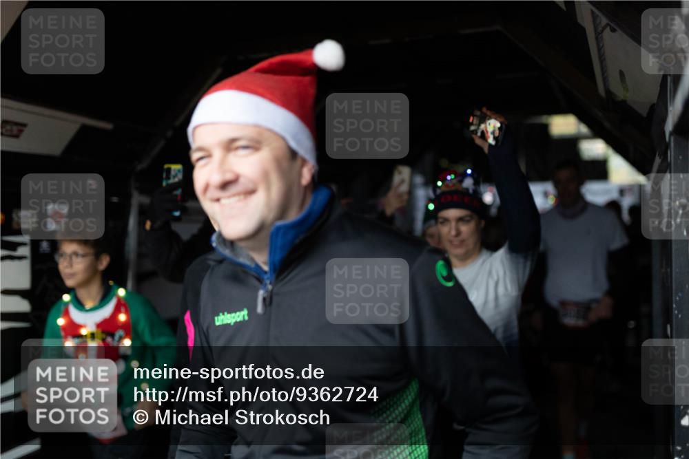 07.12.2025 - St. Pauli X-Mass-Run No. 15 Michael Strokosch http://msf.ph/oto/9362724 07.12.2025 11:13:15 Laufen 86 meine-sportfotos.de