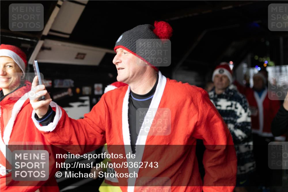 07.12.2025 - St. Pauli X-Mass-Run No. 15 Michael Strokosch http://msf.ph/oto/9362743 07.12.2025 11:13:18 Laufen 06 meine-sportfotos.de
