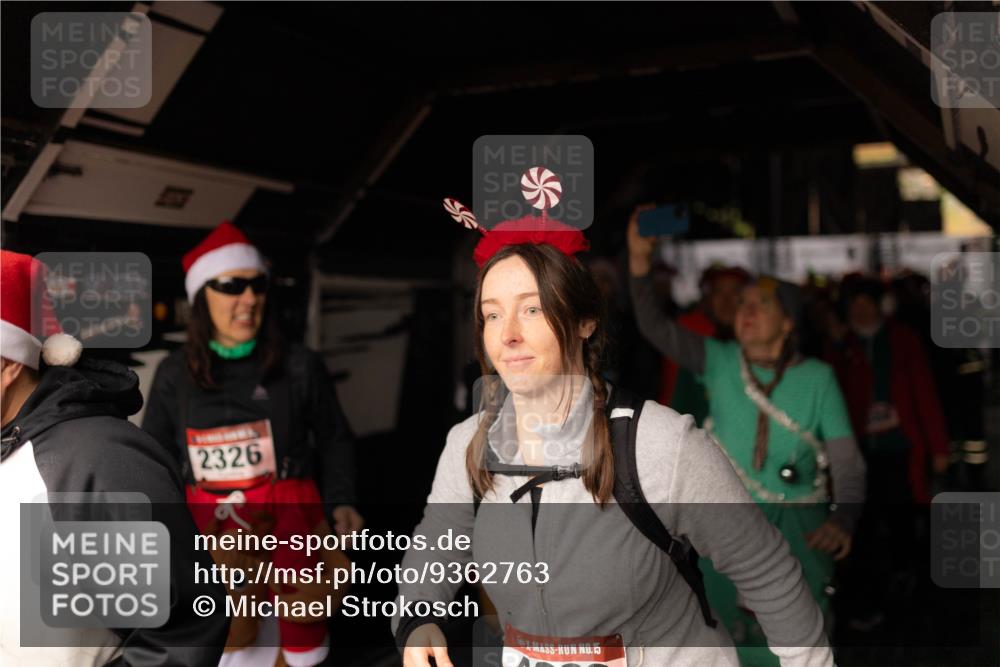 07.12.2025 - St. Pauli X-Mass-Run No. 15 Michael Strokosch http://msf.ph/oto/9362763 07.12.2025 11:13:27 Laufen 2326, 15 meine-sportfotos.de