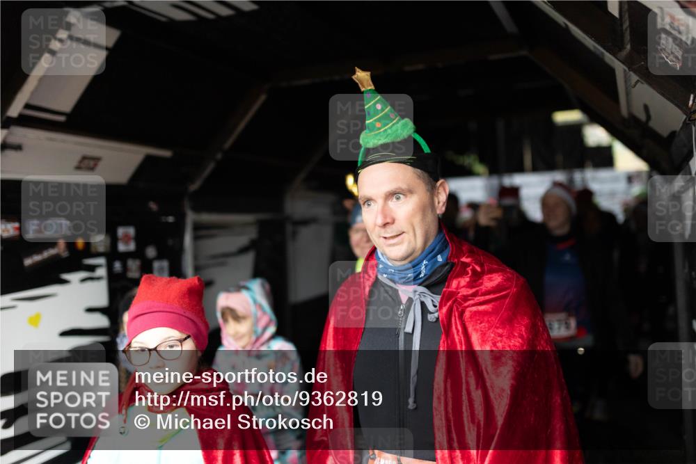07.12.2025 - St. Pauli X-Mass-Run No. 15 Michael Strokosch http://msf.ph/oto/9362819 07.12.2025 11:13:38 Laufen  meine-sportfotos.de