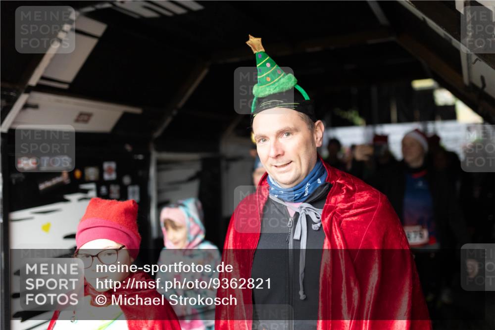 07.12.2025 - St. Pauli X-Mass-Run No. 15 Michael Strokosch http://msf.ph/oto/9362821 07.12.2025 11:13:39 Laufen 176 meine-sportfotos.de