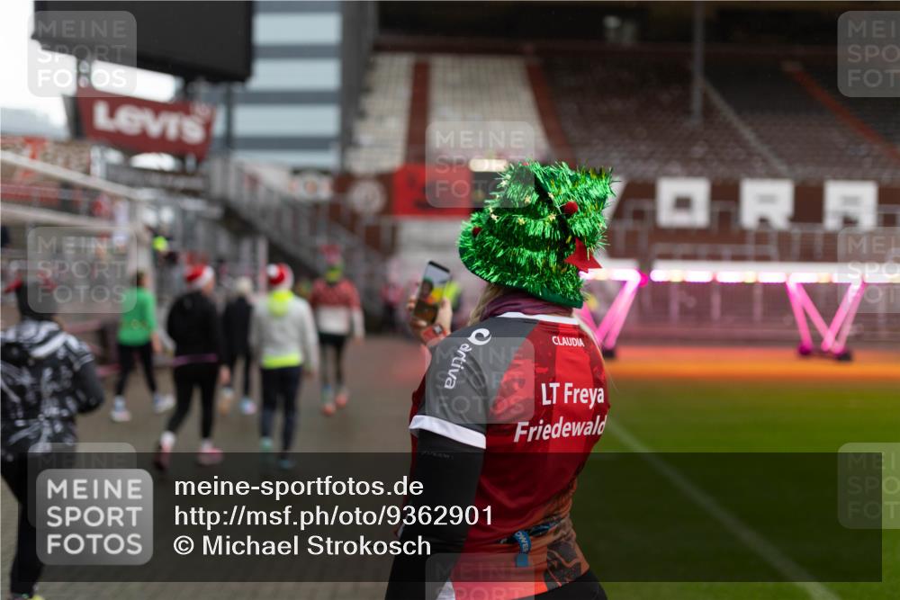 07.12.2025 - St. Pauli X-Mass-Run No. 15 Michael Strokosch http://msf.ph/oto/9362901 07.12.2025 11:20:04 Laufen  meine-sportfotos.de
