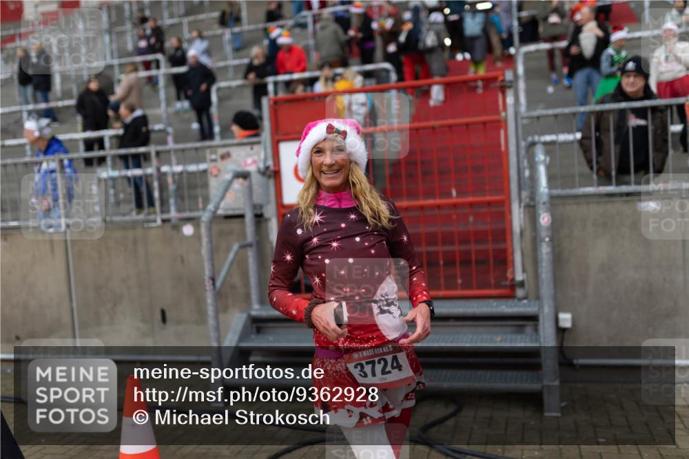 07.12.2025 - St. Pauli X-Mass-Run No. 15 Michael Strokosch http://msf.ph/oto/9362928 07.12.2025 11:20:15 Laufen 15, 3724 meine-sportfotos.de