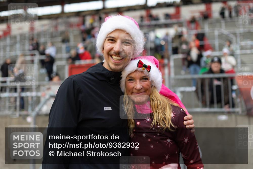 07.12.2025 - St. Pauli X-Mass-Run No. 15 Michael Strokosch http://msf.ph/oto/9362932 07.12.2025 11:20:18 Laufen  meine-sportfotos.de