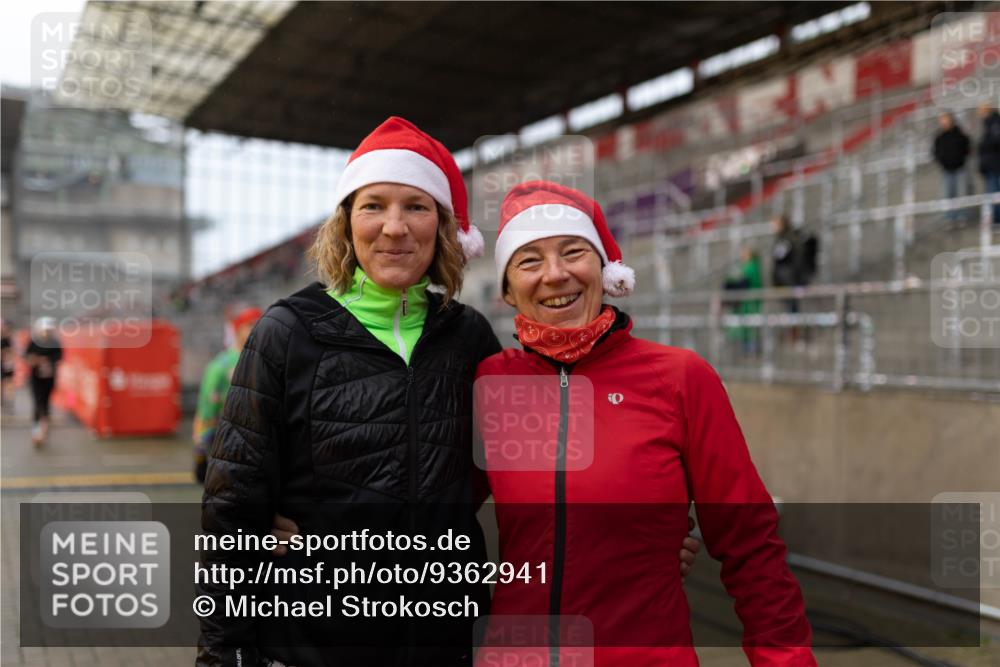 07.12.2025 - St. Pauli X-Mass-Run No. 15 Michael Strokosch http://msf.ph/oto/9362941 07.12.2025 11:20:22 Laufen  meine-sportfotos.de