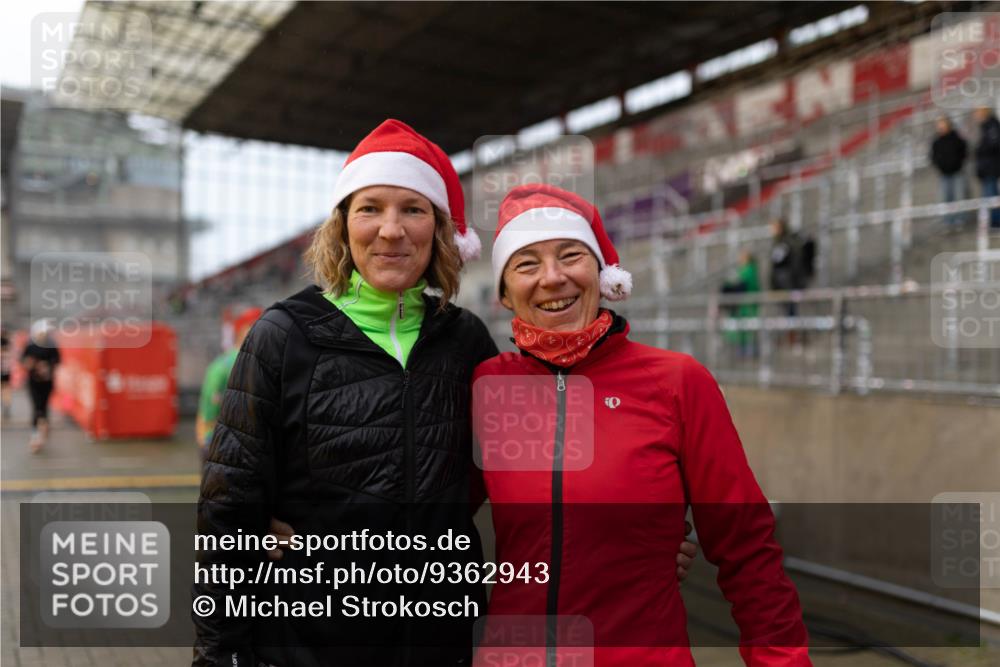 07.12.2025 - St. Pauli X-Mass-Run No. 15 Michael Strokosch http://msf.ph/oto/9362943 07.12.2025 11:20:22 Laufen  meine-sportfotos.de