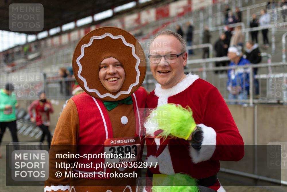 07.12.2025 - St. Pauli X-Mass-Run No. 15 Michael Strokosch http://msf.ph/oto/9362977 07.12.2025 11:20:44 Laufen 15, 3893 meine-sportfotos.de