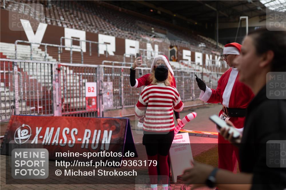 07.12.2025 - St. Pauli X-Mass-Run No. 15 Michael Strokosch http://msf.ph/oto/9363179 07.12.2025 11:48:01 Laufen 2, 82 meine-sportfotos.de