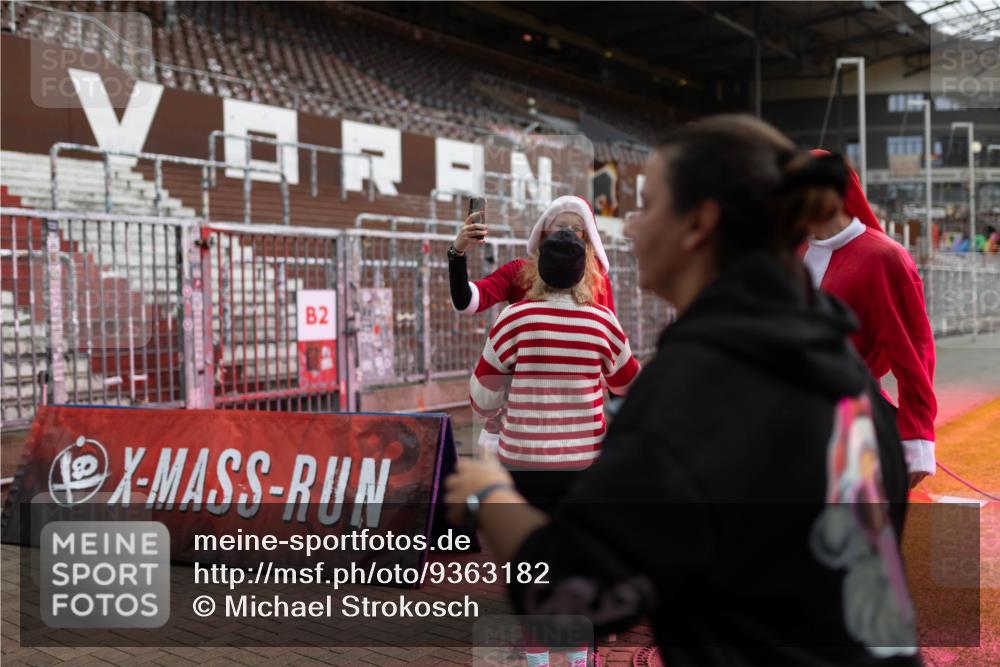 07.12.2025 - St. Pauli X-Mass-Run No. 15 Michael Strokosch http://msf.ph/oto/9363182 07.12.2025 11:48:01 Laufen 2 meine-sportfotos.de