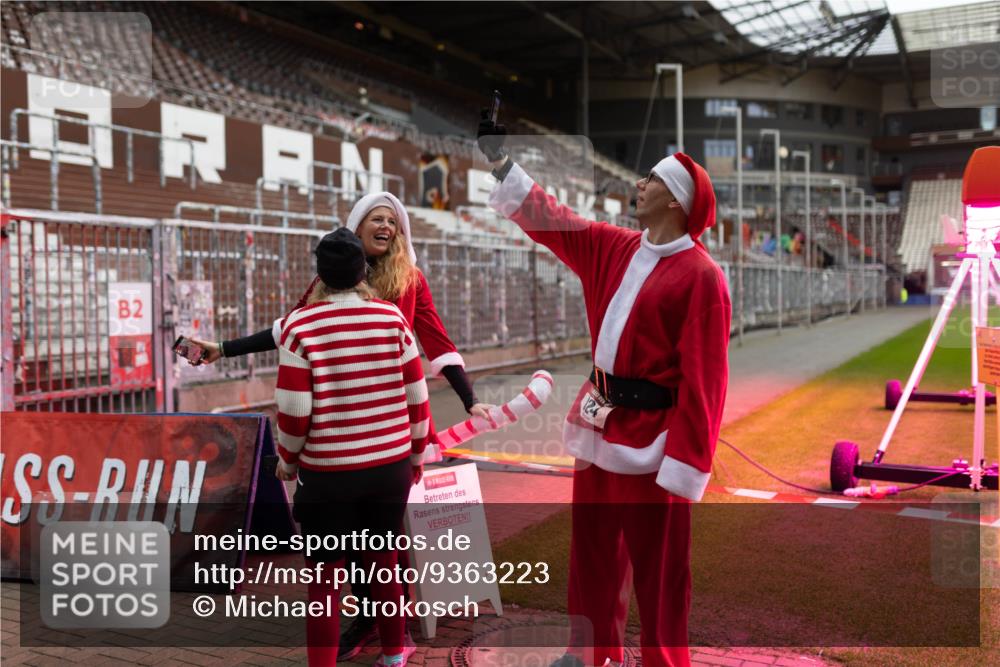07.12.2025 - St. Pauli X-Mass-Run No. 15 Michael Strokosch http://msf.ph/oto/9363223 07.12.2025 11:48:06 Laufen 2, 124 meine-sportfotos.de