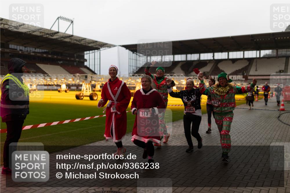 07.12.2025 - St. Pauli X-Mass-Run No. 15 Michael Strokosch http://msf.ph/oto/9363238 07.12.2025 11:48:23 Laufen 55, 513, 1863, 1847 meine-sportfotos.de