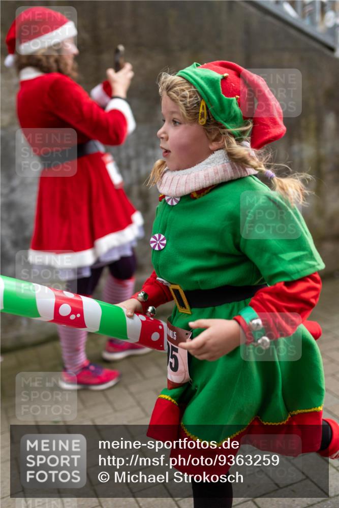 07.12.2025 - St. Pauli X-Mass-Run No. 15 Michael Strokosch http://msf.ph/oto/9363259 07.12.2025 11:48:43 Laufen 5 meine-sportfotos.de