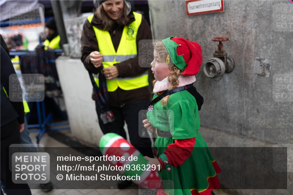 07.12.2025 - St. Pauli X-Mass-Run No. 15 Michael Strokosch http://msf.ph/oto/9363291 07.12.2025 11:48:47 Laufen 15 meine-sportfotos.de