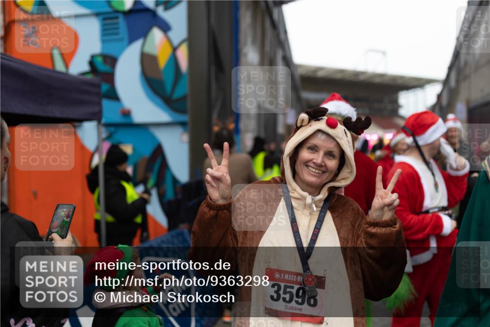 07.12.2025 - St. Pauli X-Mass-Run No. 15 Michael Strokosch http://msf.ph/oto/9363298 07.12.2025 11:49:12 Laufen 3598 meine-sportfotos.de