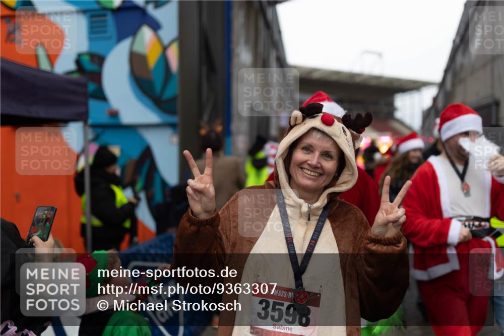 07.12.2025 - St. Pauli X-Mass-Run No. 15 Michael Strokosch http://msf.ph/oto/9363307 07.12.2025 11:49:13 Laufen 3598 meine-sportfotos.de