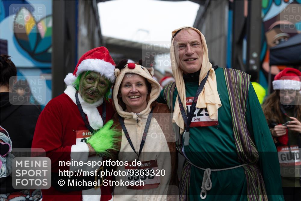 07.12.2025 - St. Pauli X-Mass-Run No. 15 Michael Strokosch http://msf.ph/oto/9363320 07.12.2025 11:49:20 Laufen 15, 3598 meine-sportfotos.de