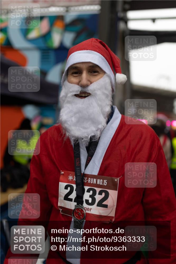 07.12.2025 - St. Pauli X-Mass-Run No. 15 Michael Strokosch http://msf.ph/oto/9363333 07.12.2025 11:49:46 Laufen 2025, 1, 15, 2, 32 meine-sportfotos.de