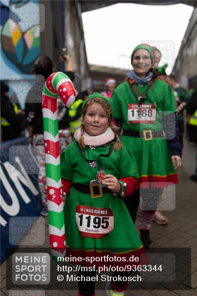 07.12.2025 - St. Pauli X-Mass-Run No. 15 Michael Strokosch http://msf.ph/oto/9363344 07.12.2025 11:50:04 Laufen 15, 1195, 1988 meine-sportfotos.de