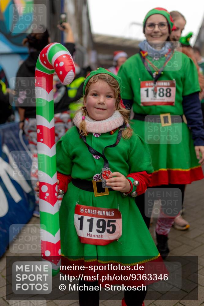 07.12.2025 - St. Pauli X-Mass-Run No. 15 Michael Strokosch http://msf.ph/oto/9363346 07.12.2025 11:50:05 Laufen 15, 1195, 1188 meine-sportfotos.de