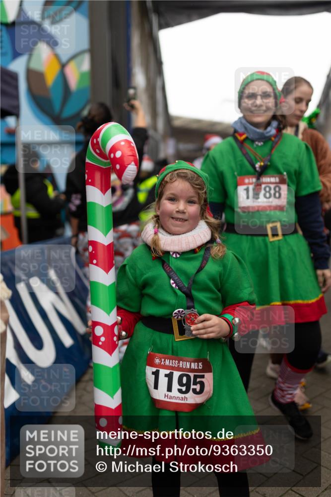 07.12.2025 - St. Pauli X-Mass-Run No. 15 Michael Strokosch http://msf.ph/oto/9363350 07.12.2025 11:50:05 Laufen 15, 1195, 2025, 1, 88 meine-sportfotos.de