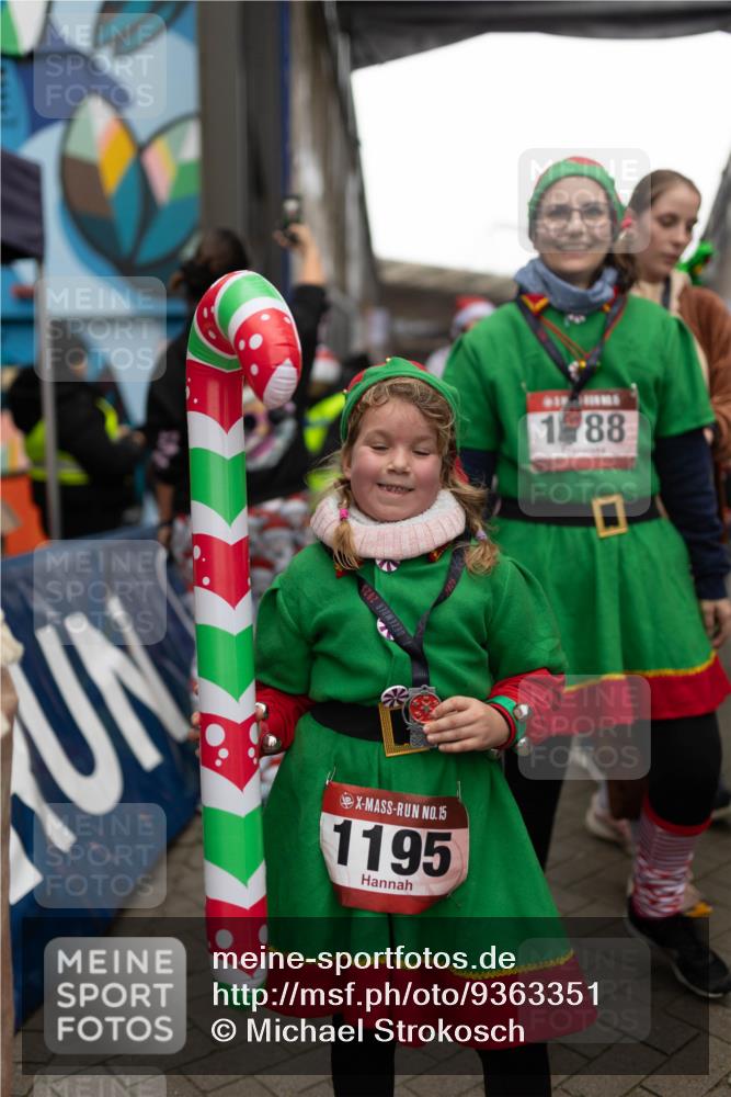 07.12.2025 - St. Pauli X-Mass-Run No. 15 Michael Strokosch http://msf.ph/oto/9363351 07.12.2025 11:50:05 Laufen 2025, 15, 1195, 1988 meine-sportfotos.de