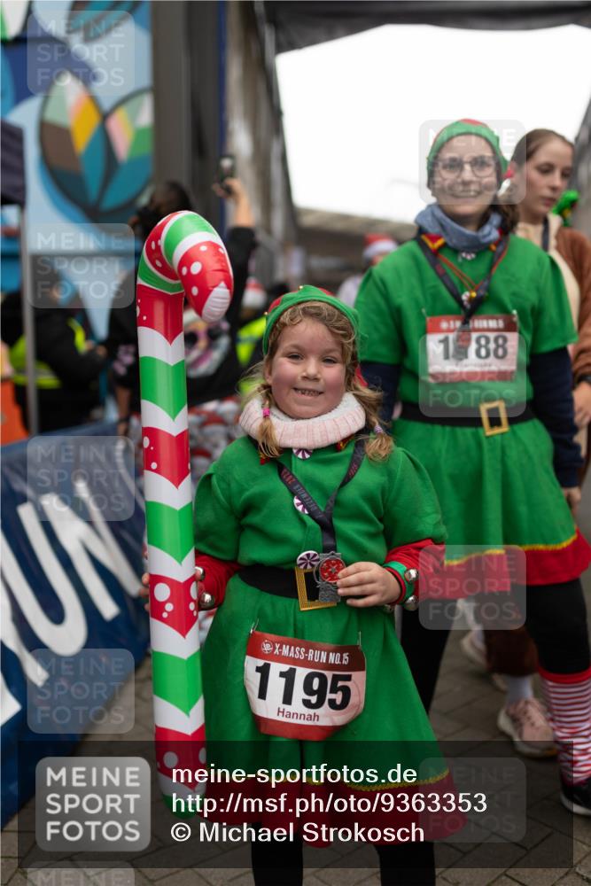07.12.2025 - St. Pauli X-Mass-Run No. 15 Michael Strokosch http://msf.ph/oto/9363353 07.12.2025 11:50:05 Laufen 15, 1195, 7, 2025, 1, 88 meine-sportfotos.de