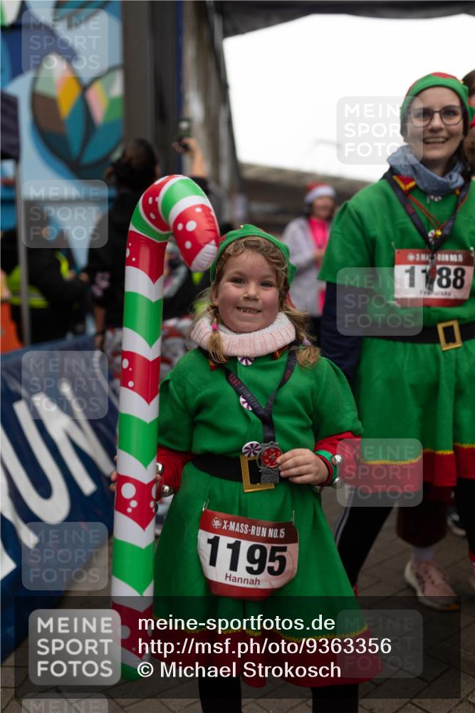 07.12.2025 - St. Pauli X-Mass-Run No. 15 Michael Strokosch http://msf.ph/oto/9363356 07.12.2025 11:50:05 Laufen 15, 1195, 2025, 1188 meine-sportfotos.de