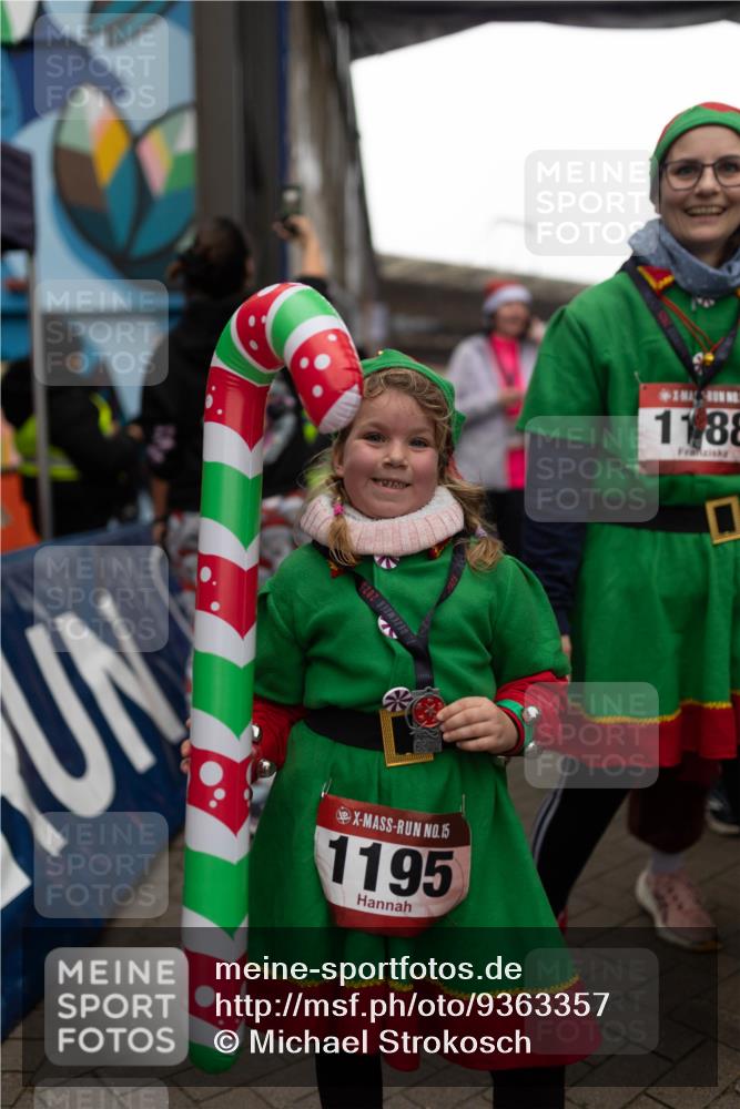07.12.2025 - St. Pauli X-Mass-Run No. 15 Michael Strokosch http://msf.ph/oto/9363357 07.12.2025 11:50:05 Laufen 15, 1195, 2025, 1188 meine-sportfotos.de