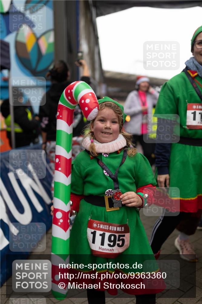 07.12.2025 - St. Pauli X-Mass-Run No. 15 Michael Strokosch http://msf.ph/oto/9363360 07.12.2025 11:50:05 Laufen 15, 1195, 2025, 11 meine-sportfotos.de