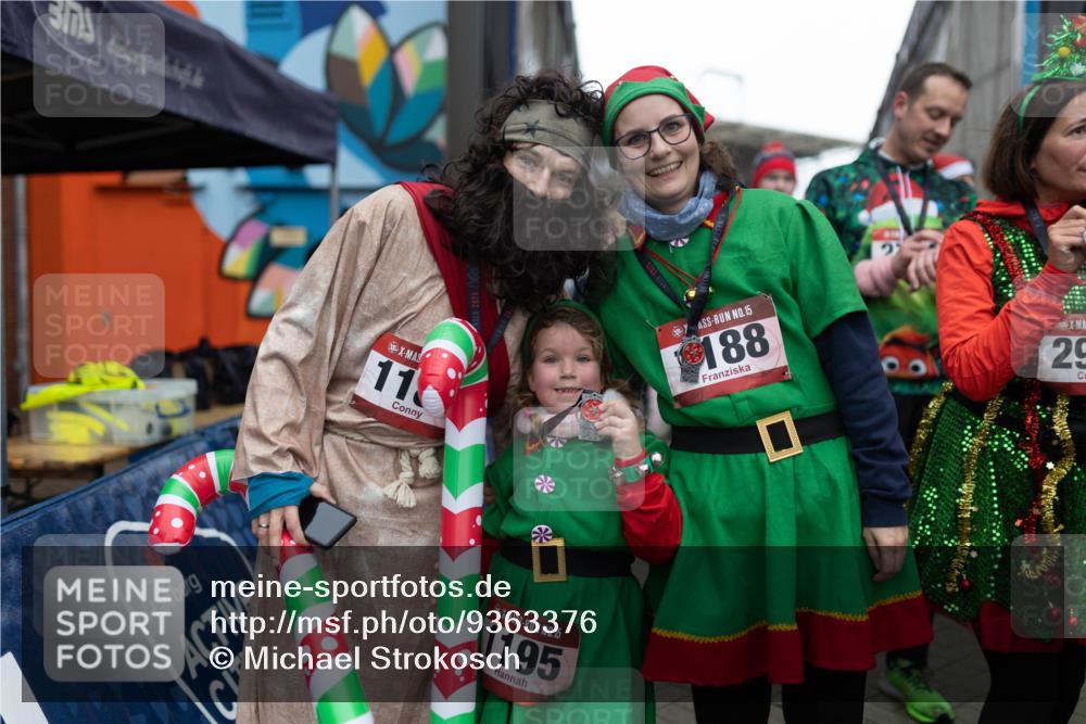 07.12.2025 - St. Pauli X-Mass-Run No. 15 Michael Strokosch http://msf.ph/oto/9363376 07.12.2025 11:50:13 Laufen 11, 11, 15, 1195, 2025, 15, 188, 29 meine-sportfotos.de
