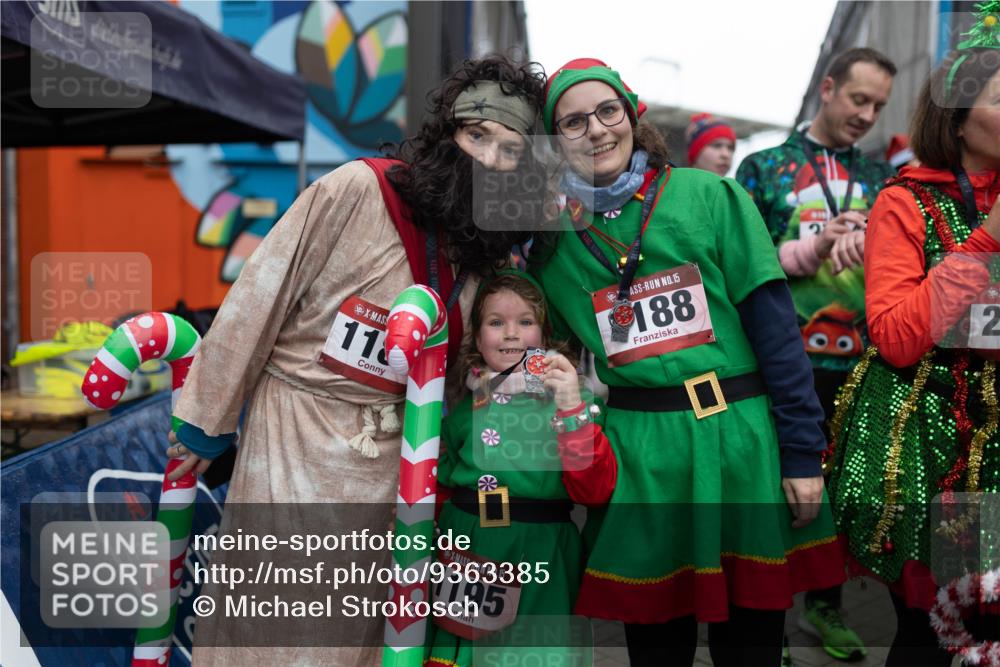 07.12.2025 - St. Pauli X-Mass-Run No. 15 Michael Strokosch http://msf.ph/oto/9363385 07.12.2025 11:50:13 Laufen 11, 15, 1195, 5202, 8383230, 15, 188, 2 meine-sportfotos.de