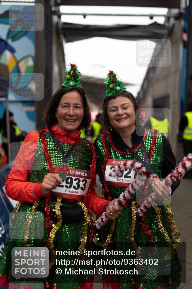 07.12.2025 - St. Pauli X-Mass-Run No. 15 Michael Strokosch http://msf.ph/oto/9363402 07.12.2025 11:50:21 Laufen 15, 933, 2921 meine-sportfotos.de