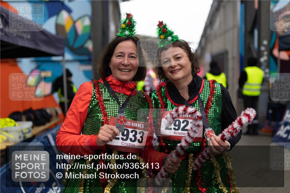 07.12.2025 - St. Pauli X-Mass-Run No. 15 Michael Strokosch http://msf.ph/oto/9363413 07.12.2025 11:50:23 Laufen 15, 933, 55, 292 meine-sportfotos.de