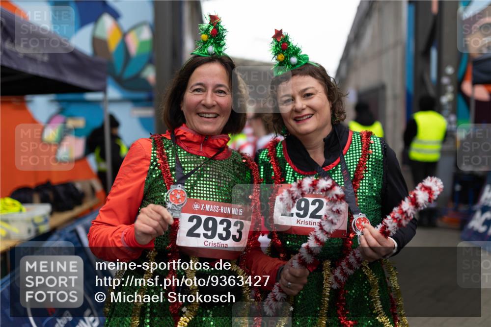 07.12.2025 - St. Pauli X-Mass-Run No. 15 Michael Strokosch http://msf.ph/oto/9363427 07.12.2025 11:50:23 Laufen 15, 2933, 92 meine-sportfotos.de