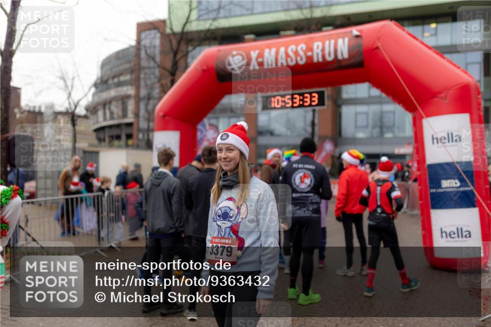07.12.2025 - St. Pauli X-Mass-Run No. 15 Michael Strokosch http://msf.ph/oto/9363432 07.12.2025 11:53:32 Laufen 10, 53, 33, 15, 3379 meine-sportfotos.de