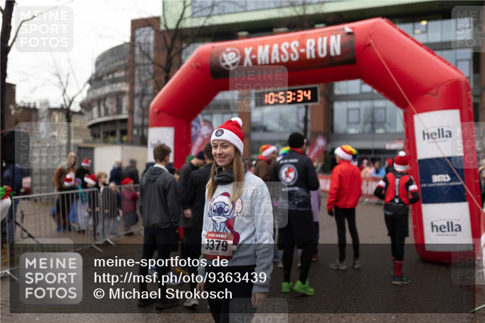 07.12.2025 - St. Pauli X-Mass-Run No. 15 Michael Strokosch http://msf.ph/oto/9363439 07.12.2025 11:53:32 Laufen 10, 53, 34, 15, 3379 meine-sportfotos.de