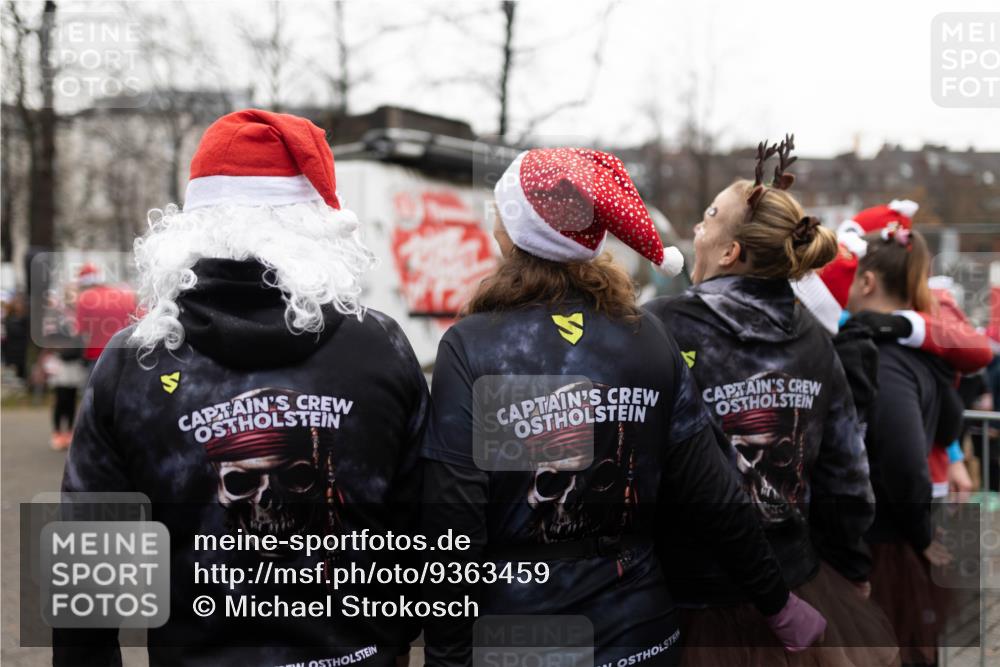07.12.2025 - St. Pauli X-Mass-Run No. 15 Michael Strokosch http://msf.ph/oto/9363459 07.12.2025 11:57:45 Laufen  meine-sportfotos.de