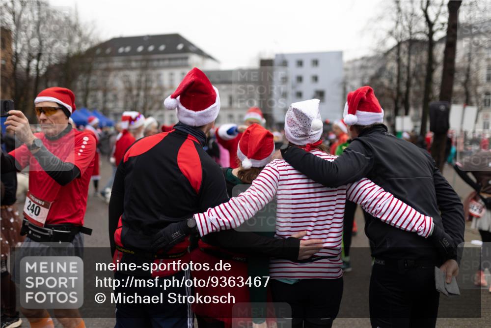 07.12.2025 - St. Pauli X-Mass-Run No. 15 Michael Strokosch http://msf.ph/oto/9363467 07.12.2025 11:57:55 Laufen 240, 520, 0 meine-sportfotos.de