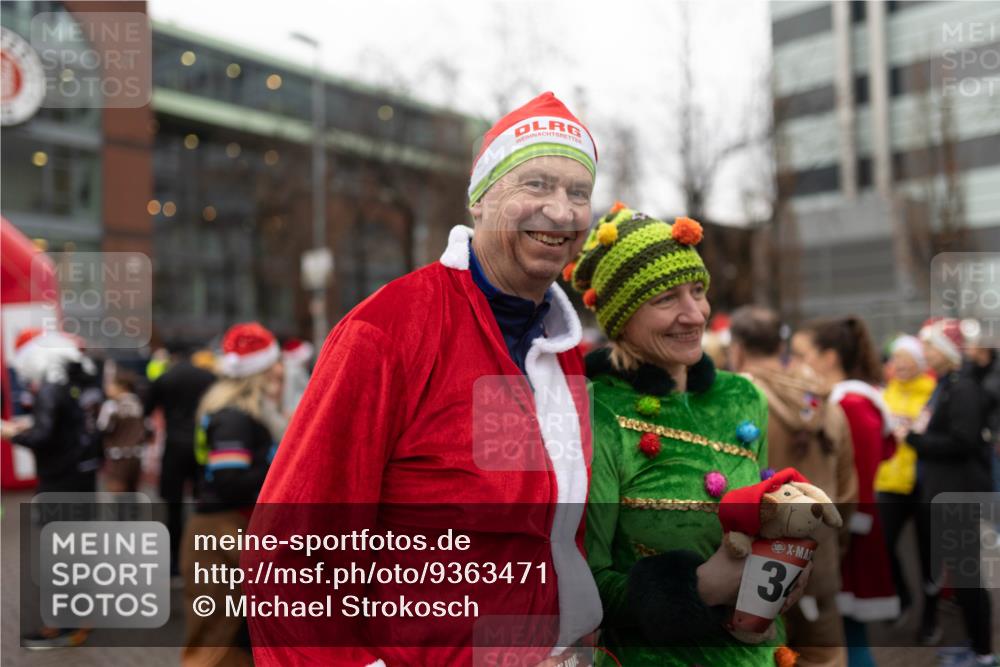 07.12.2025 - St. Pauli X-Mass-Run No. 15 Michael Strokosch http://msf.ph/oto/9363471 07.12.2025 11:58:12 Laufen 34 meine-sportfotos.de