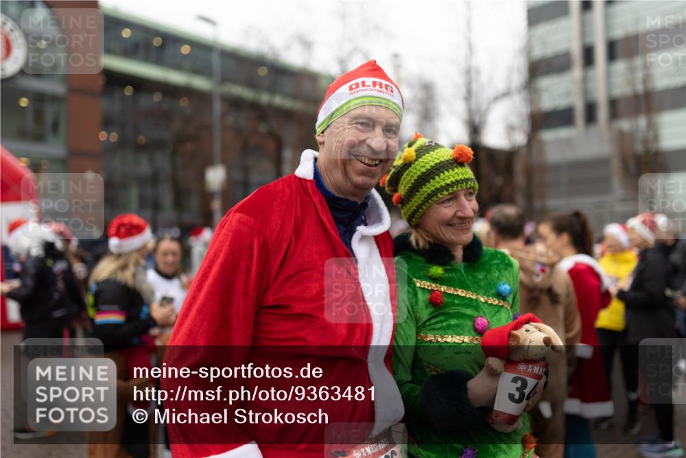 07.12.2025 - St. Pauli X-Mass-Run No. 15 Michael Strokosch http://msf.ph/oto/9363481 07.12.2025 11:58:12 Laufen 3 meine-sportfotos.de